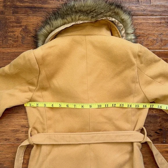 Ivy City Co Kids Sloane Camel Tan Peacoat with Removable Faux Fur Collar, 9/10 - Picture 8 of 13